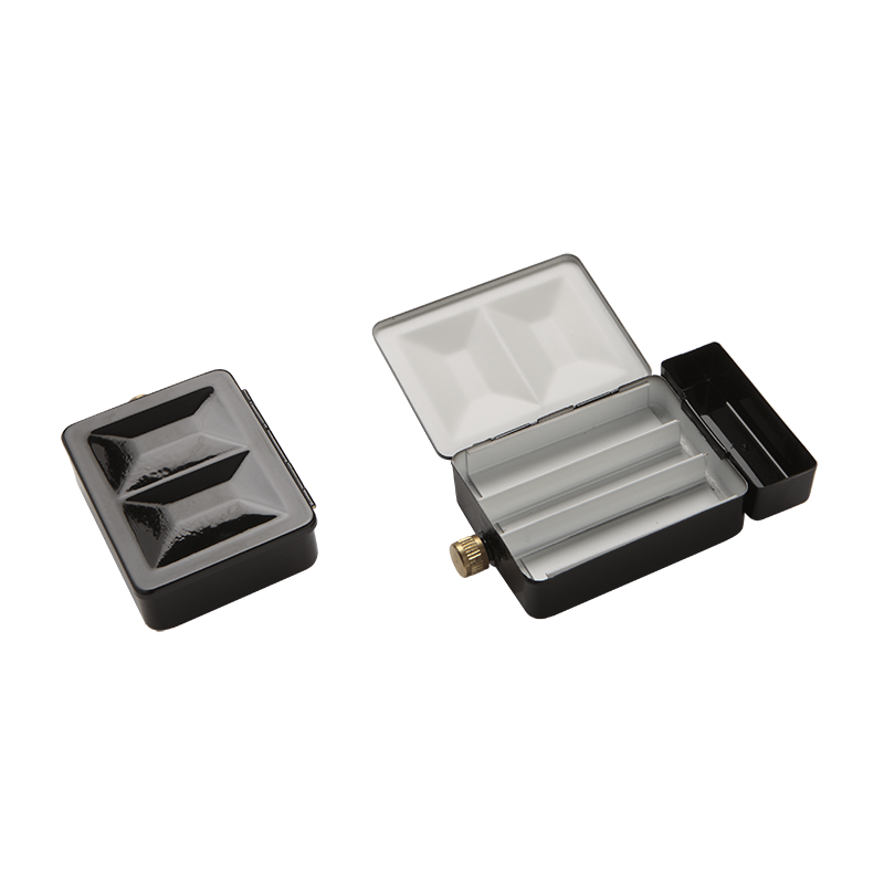 Emaljerad akvarellåda med inbyggd vattenflaska