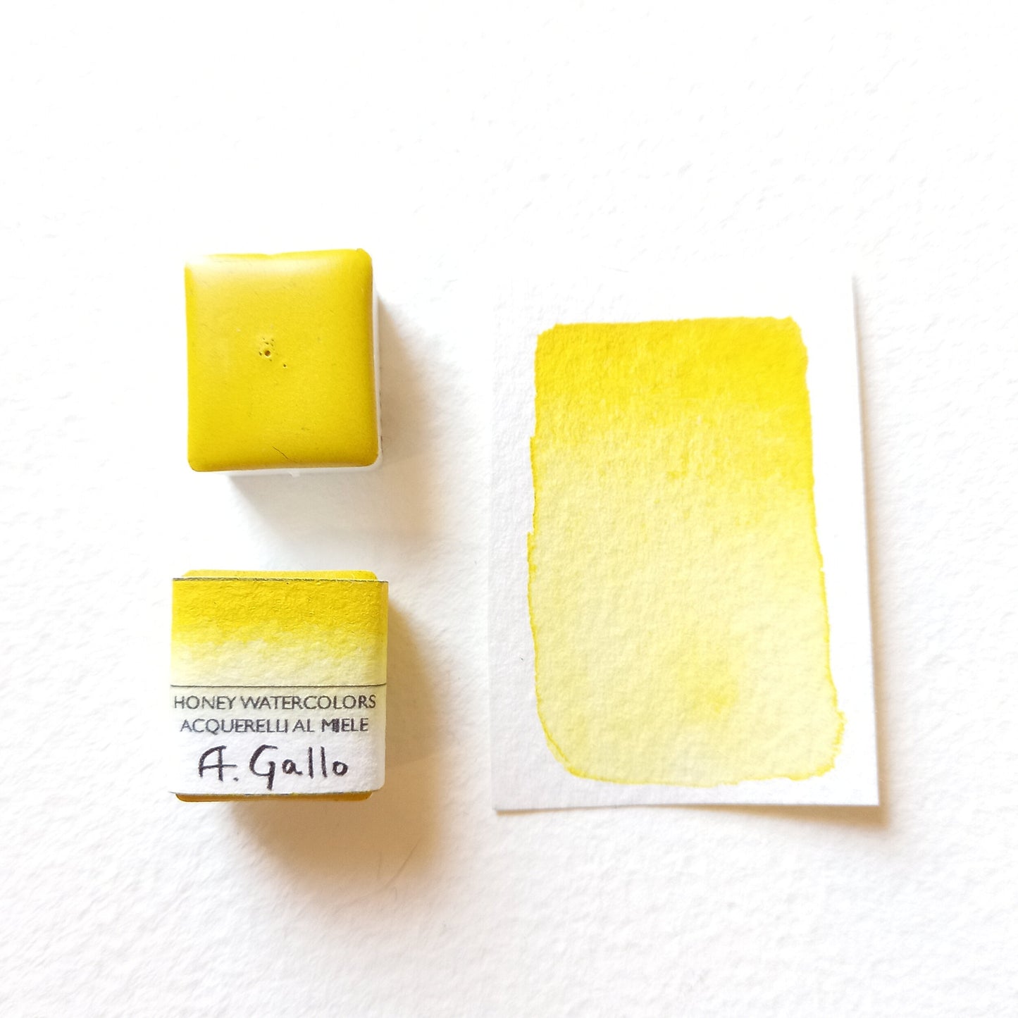 AG 204 Azo yellow gold