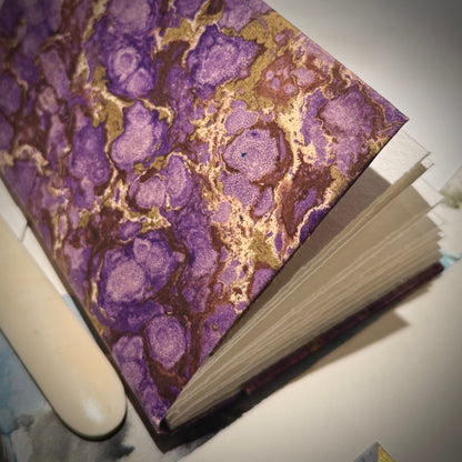 Vi viker egna skissböcker